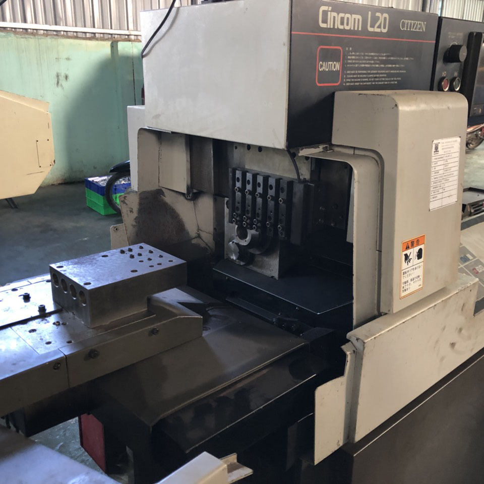 Máy tiện Cincom L20