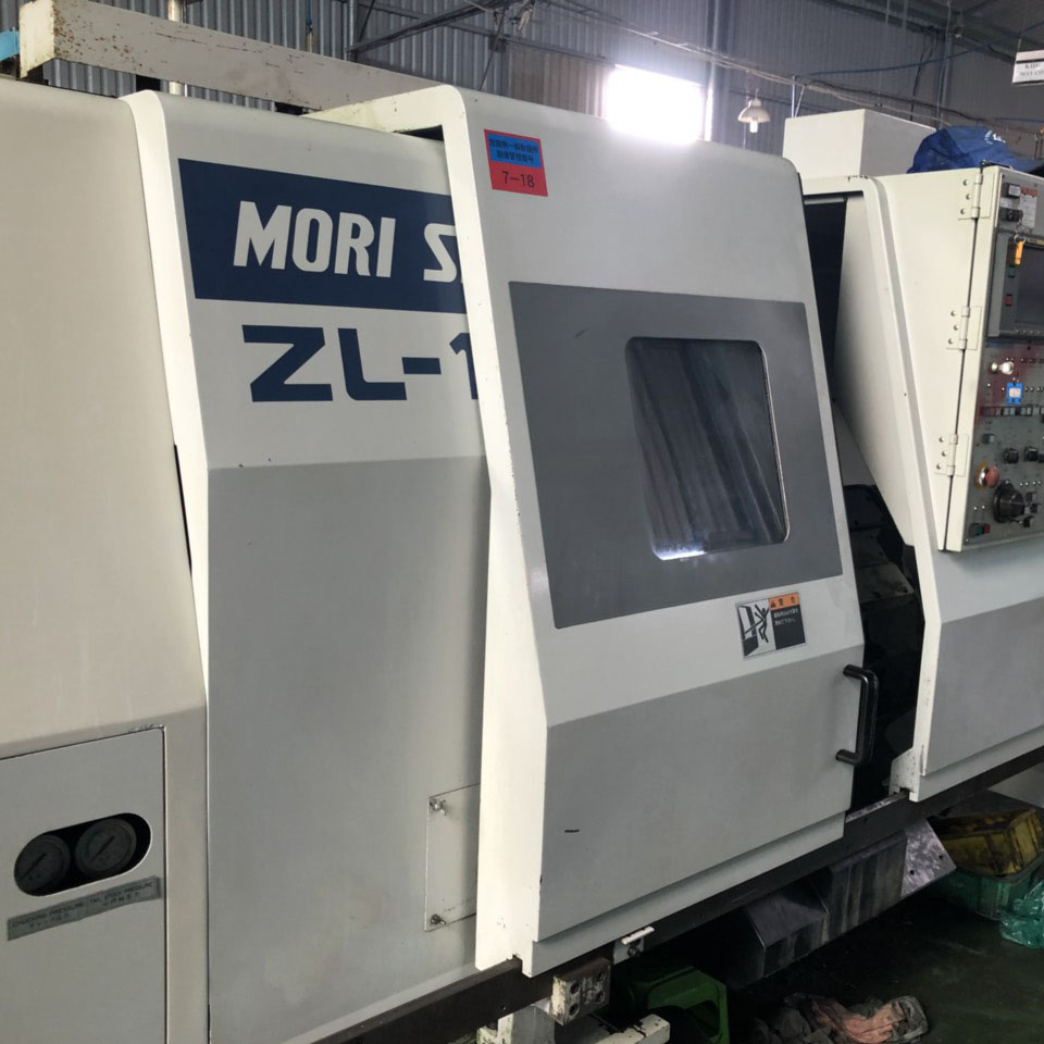 Máy tiện Moriseki ZL15 Điện Fanuc 16T