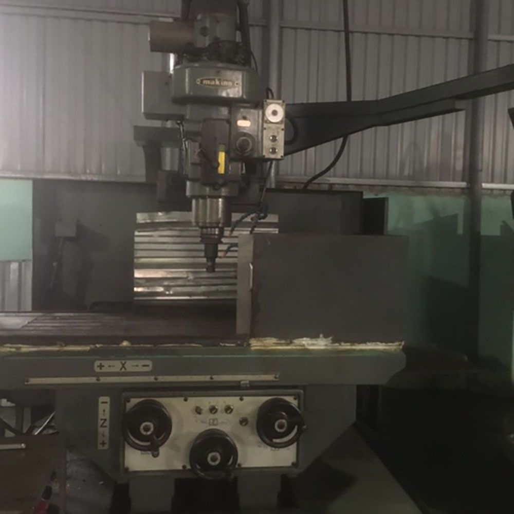 Máy Phay CNC - MAKINO